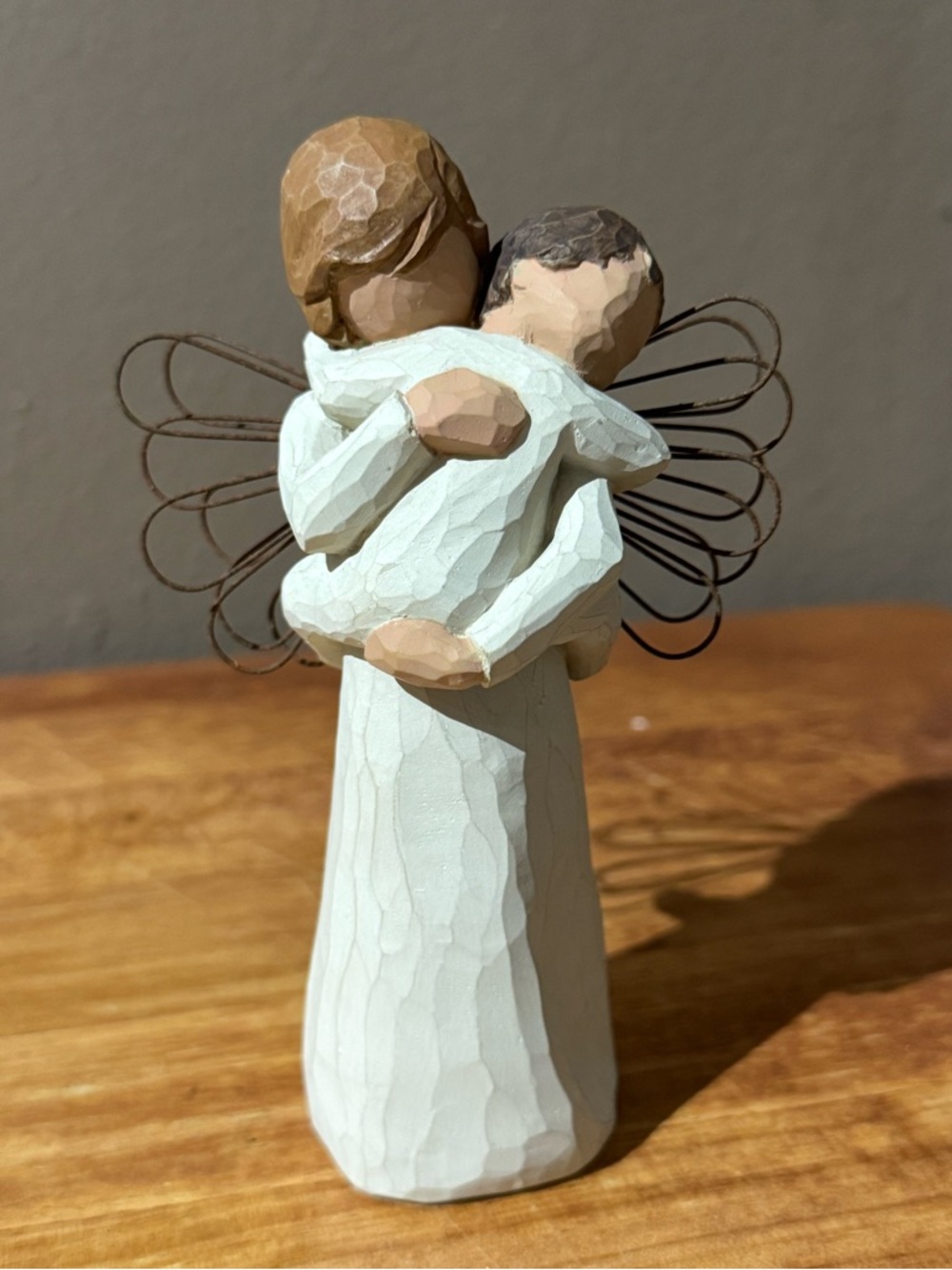 Willow Tree, “Angel’s Embrace” Angel & Child Figurine DEMDACO Susan Lordi 2002